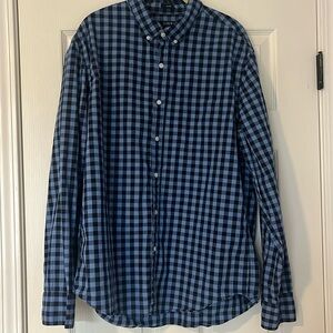 Men’s J. Crew gingham slim flex washed button down shirt, size XL blue and black